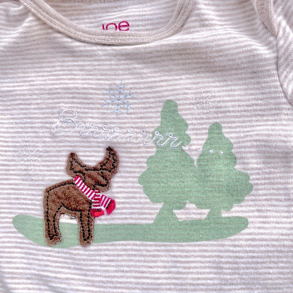 4/$20💥Reindeer Footless Holiday Sleeper! Brrrrr & Red Scarf Embroidery, Cream